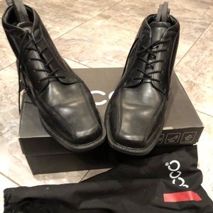 Men’s dress boot